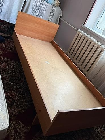 спальные мешок: Спальный гарнитур, Б/у, Односпальная кровать, цвет - Коричневый — 2