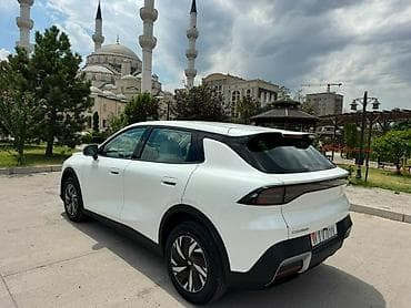 geely galaxy e5: Changan Qiyuan Q05: 2026 г., 0.1 л, Автомат, Электромобиль, Кроссовер — 2