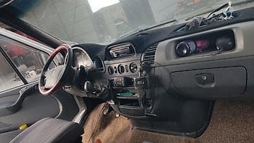 ремонт термобудки: Mercedes-Benz Спринтер: 2002 г., 2.7 л, Механика, Дизель, Фургон — 3