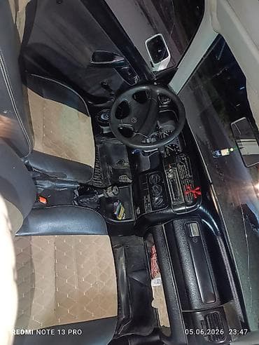 топливный счетчик: Volkswagen Vento: 1992 г., Механика, Седан — 6