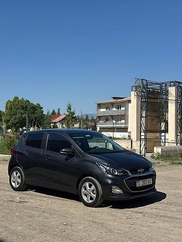 солярис 2020: Chevrolet Spark: 2020 г., 1 л, Автомат, Бензин, Хэтчбэк — 3