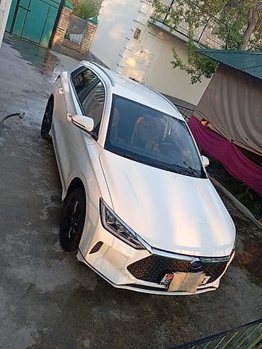 BYD E2: 2021 г., Автомат, Электромобиль, Седан