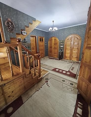 октябрьское: Продаём большой добротный. 650м2 на участке 5.5 соток! Октябрьский — 5