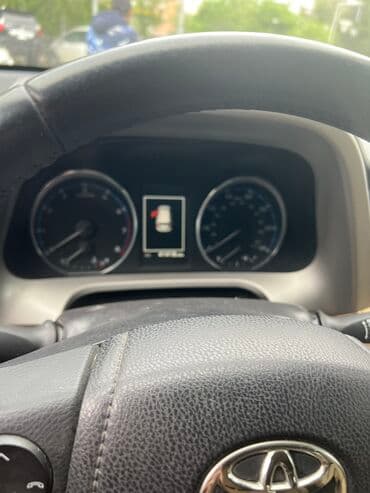 toyota 2017: Toyota RAV4: 2017 г., 2.5 л, Автомат, Бензин, Кроссовер — 4