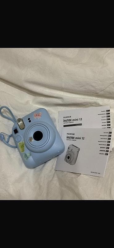 камера instax: Fujifilm Instax mini 12 — моментальная камера в нежно‑голубом цвете — 1