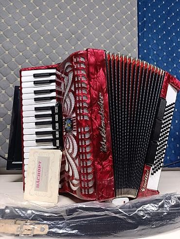 Аккордеондор: Аккордеондор сатылат.Привозной Кыргызстанда ойнолбогон.Weltmeister — 1