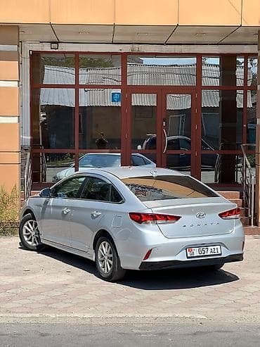 byd e9 2021: Hyundai Sonata: 2020 г., 2 л, Автомат, Газ, Седан — 4