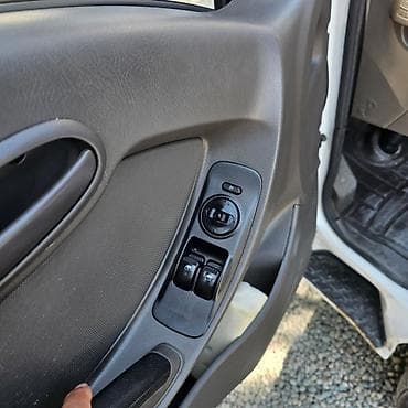Транспорт: Hyundai Porter II (бортовой малотоннажный грузовик) - Компоновка — 7