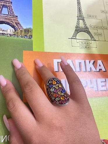 часы железные: Украшения с натуральными камнями — яркие акценты для вечерних образов — 10