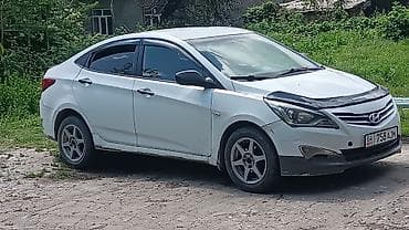 Hyundai Solaris: 2016 г., Механика, Бензин, Седан