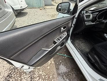 kia rio 2017: Kia Rio: 2015 г., 1.6 л, Автомат, Бензин, Седан — 6