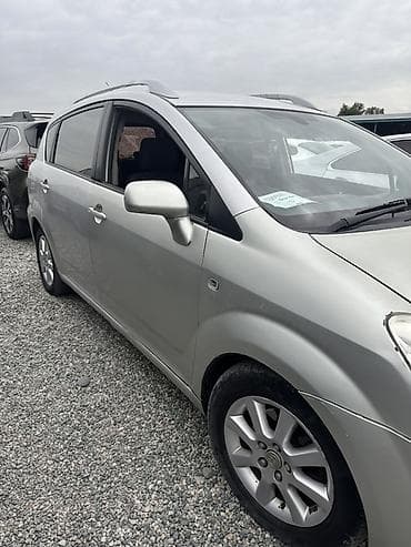 форь: Toyota Corolla Verso: 2004 г., 1.8 л, Автомат, Бензин, Минивэн — 2