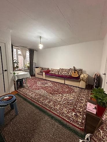 углавой: 2 комнаты, 39 м², Хрущевка — 4