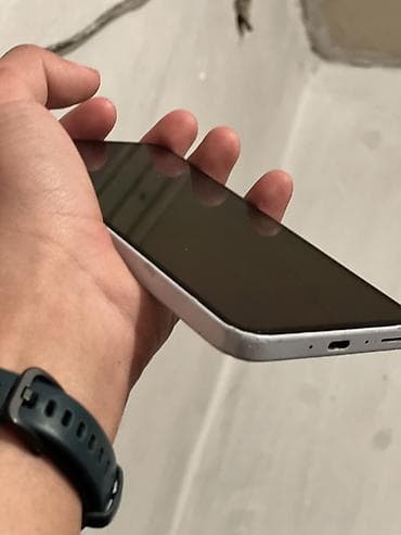 samsung galaxy z fold3: Samsung Galaxy A35, Б/у, 256 ГБ, цвет - Белый, 2 SIM — 6