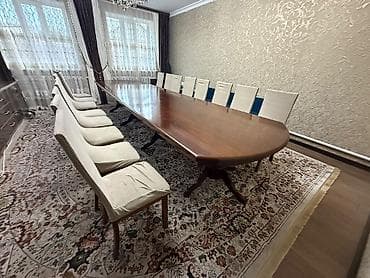 Торг уместен Большой комплект: массивный раздвижной стол + комплект