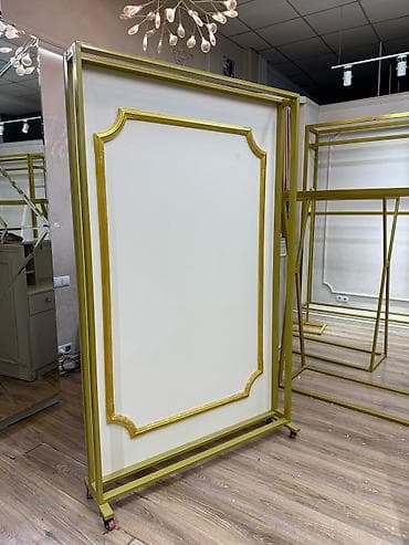 мобильный стенд: Кронштейн Для одежды, Материал: Металл, На колесах — 2