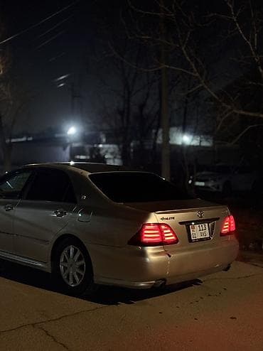 fit shuttle: Toyota Crown: 2004 г., 3 л, Автомат, Бензин, Седан — 1