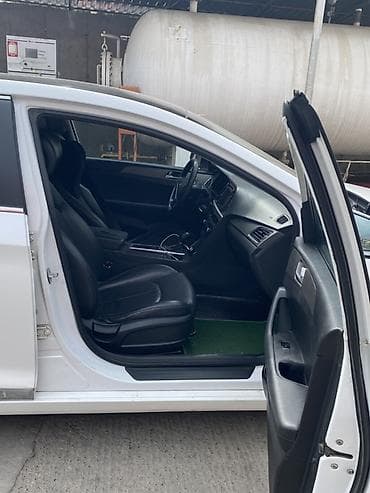 Hyundai Sonata: 2015 г., 2 л, Автомат, Газ — 9