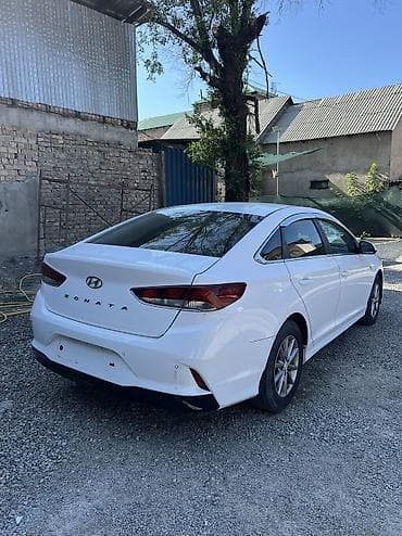 Hyundai Sonata: 2022 г., 2 л, Автомат, Газ, Седан — 3