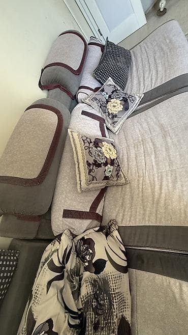 Диваны: Модульный напольный диван без ножек (low-seat) в современном стиле. - — 5