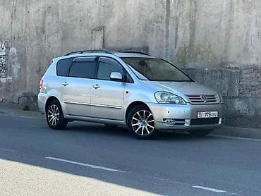 16 цена: Toyota Ipsum: 2003 г., 2.4 л, Автомат, Бензин, Минивэн — 1