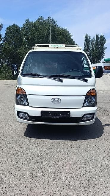 для круп: Hyundai Porter II бортовой малотоннажный грузовик свежий пригнан борт — 3
