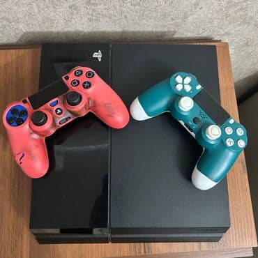 Видеоигры и приставки: Продаю прошитую playstation 4 fat с 13 играми и с проводами игры: red — 2
