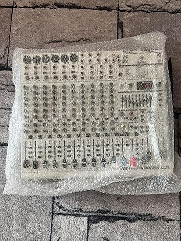 12 pro 512: Микшерный пульт + усилитель мощности Behringer Комплект — 2