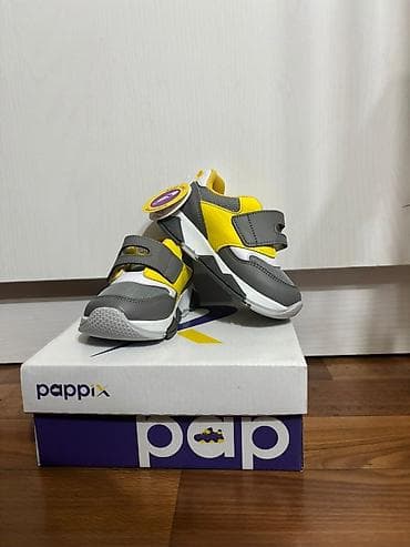 Кроссовки Pappix для детей срочно продаю 21 размер ( 13.5-14 см)