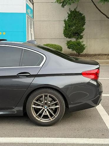 byd e7: BMW 520: 2019 г., 2 л, Автомат, Дизель, Седан — 5
