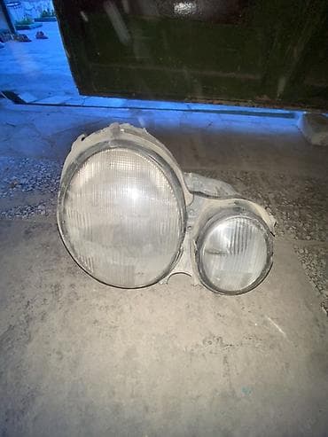 Передняя левая фара Mercedes-Benz 2001 г., Б/у, Оригинал at lalafo.kg Передняя левая фара Mercedes-Benz 2001 г., Б/у, Оригинал