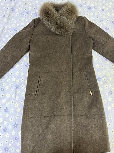 Пальто, Зима, По колено, M at lalafo.kg Пальто, Зима, По колено, M