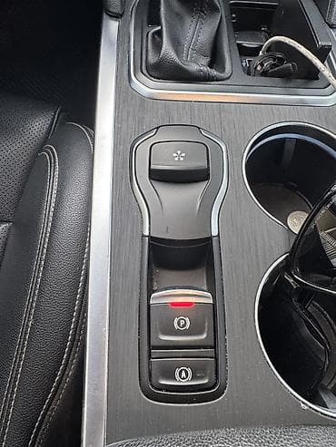 Renault SM6: 2023 г., 2 л, Автомат, Газ, Седан — 8