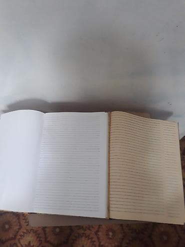 документ жоголду: Отдам 2 общие тетради в линейку. Обложки плотные. Длина 30 см,ширина — 2
