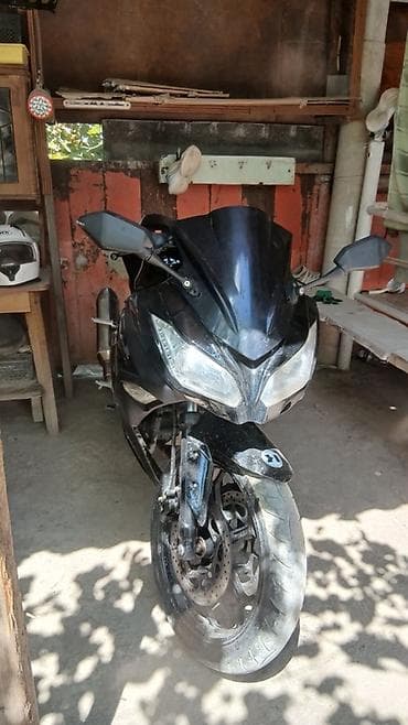 мото кийим: Спортивный мотоцикл Kawasaki (черный цвет) - Кузов: полноразмерный — 1