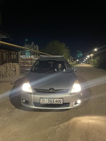 Toyota WISH: 2003 г., Автомат, Бензин, Универсал