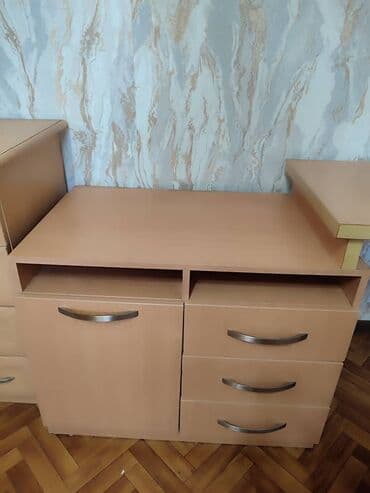 офисные: Комплект офисной мебели, Б/у, ДСП, Самовывоз, цвет - Бежевый — 4