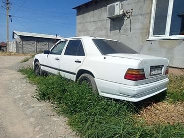 volvo зеркало: Mercedes-Benz W124: 1987 г., 2.3 л, Механика, Бензин, Седан — 2