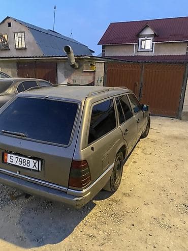 mers e124: Mercedes-Benz W124: 1989 г., 2.3 л, Механика, Бензин, Универсал — 4