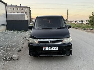Honda Stepwgn: 2004 г., 2.4 л, Автомат, Бензин, Минивэн
