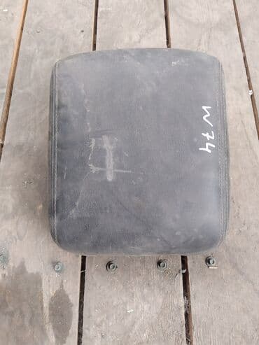 Mitsubishi Pajero W74 Крышка подколотника, Мицубиси Паджеро W74