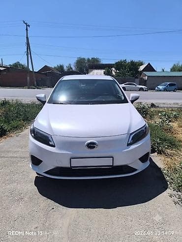 GAC Aion S (электромобиль), белый седан Особенности и оборудование: - at lalafo.kg GAC Aion S (электромобиль), белый седан Особенности и оборудование: -