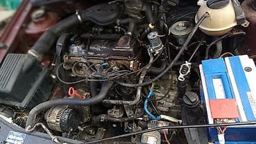 Унаа: Volkswagen Vento: 1992 г., 1.8 л, Кол менен иштөөчү, Бензин, Седан — 6