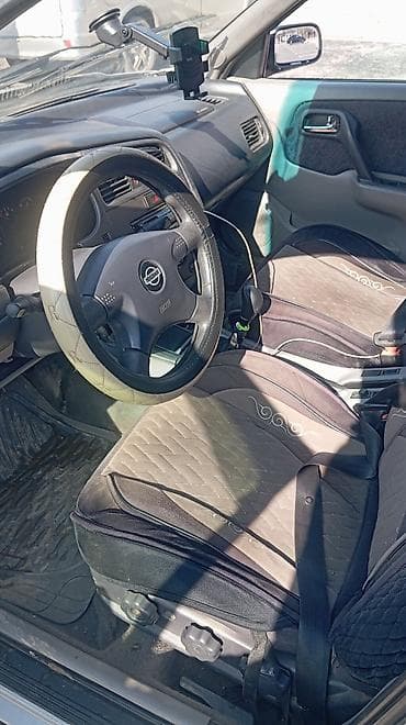 land rover freelander 1: Nissan Primera: 2001 г., 1.8 л, Механика, Бензин, Седан — 3