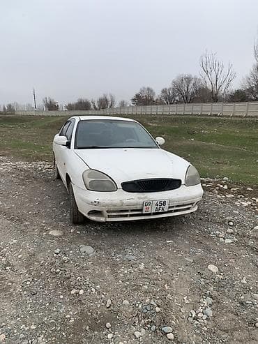 lada 06: Daewoo Nubira: 2001 г., Седан — 5