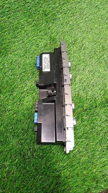 n62: Блок управления климат-контролем Bmw 7 E66 N62B48 2005 (б/у) — 3