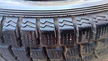 black ice: Шины 275 / 60 / R 18, Зима, Б/у, Внедорожные (АТ/МТ), Bridgestone — 9