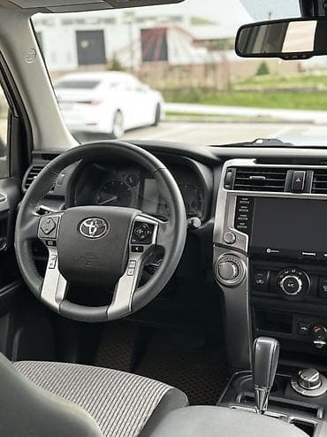 space runner: Toyota 4Runner: 2020 г., 4 л, Автомат, Бензин, Внедорожник — 3