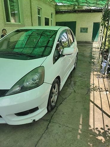 авто краска: Honda Fit: 2013 г., 1.5 л, Автомат, Бензин, Хэтчбэк — 5