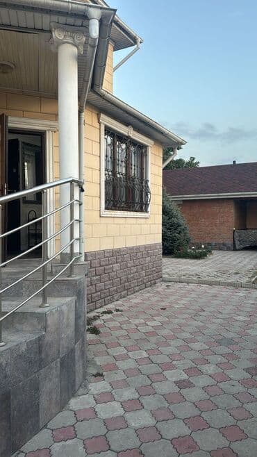 сниму квартиру долгосрочных: 380 м², 10 комнат, Утепленный, Бронированные двери, Балкон застеклен — 26